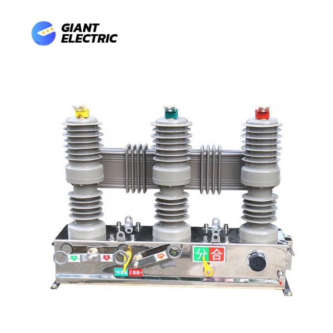 Condensation à haute tension de disjoncteur extérieur de la distribution 12kv anti 4